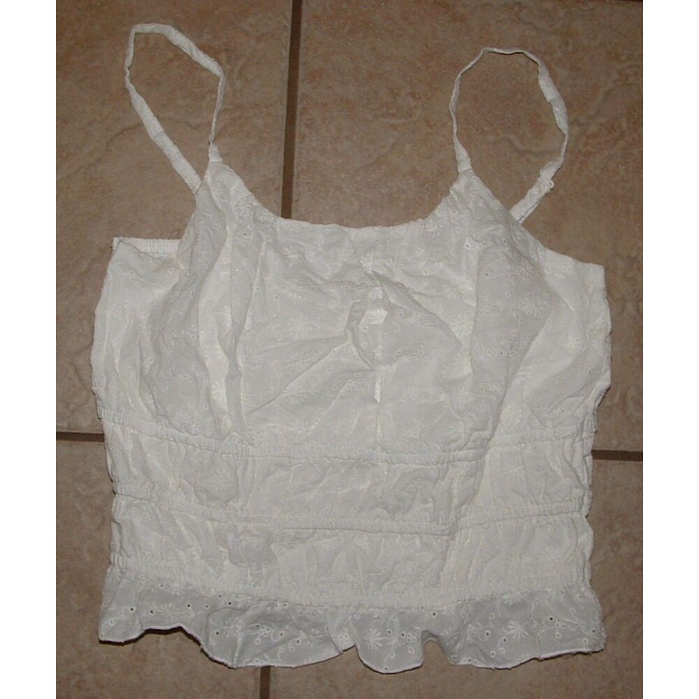NEW Girls Sz 12-14 White Eyelet Sleeveless Top & Green Shorts 2 Pc Lot ART CLASS - Picture 2 of 3